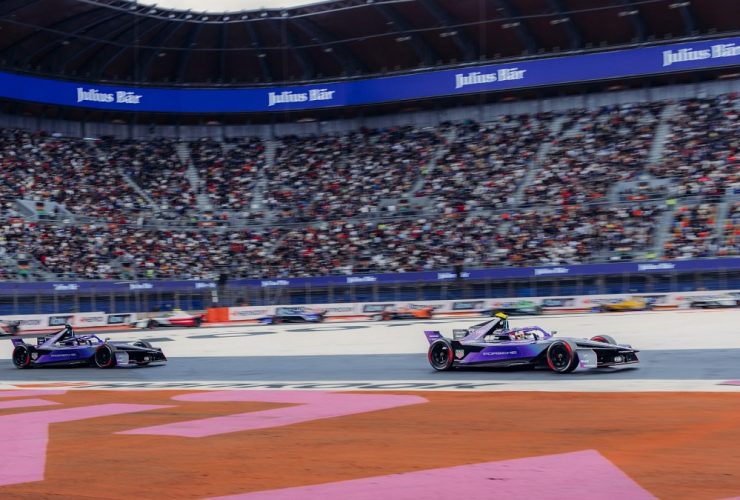 Rapid Charging with 600 kW: Pit Stops at Formula E Debut in Jeddah