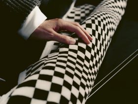 Woven from dreams: Porsche brings back historic fabrics